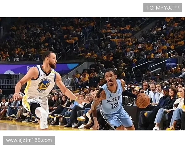 NBA夏季联赛7月12日开拓者与勇士对决精彩集锦双雄激战场面火爆 NBA夏季联赛7月12日开拓者与勇士对决精彩集锦双雄激战场面火爆